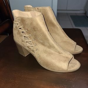 Suede heels - tan women's